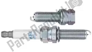 NGK 93188 spark plugs, lmar9ai-10 - Right side