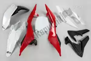 UFO HUKIT612E999 complete body kit, oem - Bottom side