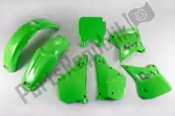 Aqui você pode pedir o conjunto de plástico kawasaki verde em UFO , com o número da peça KAKIT196026: