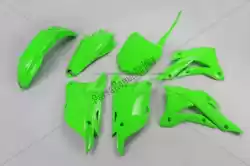 Ici, vous pouvez commander le kit carrosserie complet, vert auprès de UFO , avec le numéro de pièce KAKIT222026: