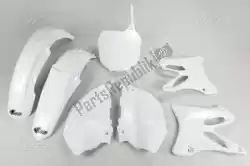 Here you can order the complete body kit, white from UFO, with part number YAKIT301E046: