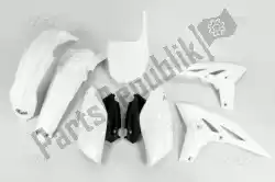 Here you can order the complete body kit, white from UFO, with part number YAKIT310E046: