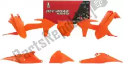 Here you can order the set plastics 6 pcs w/ airbox ktm orange from Rtech, with part number 563230732: