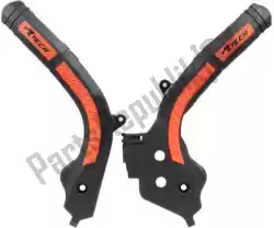 Qui puoi ordinare cornice in plastica besch nero/arancione da Rtech , con numero parte 566150100: