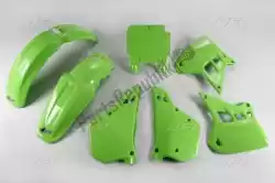 Here you can order the set plastic kawasaki green from UFO, with part number KAKIT188026: