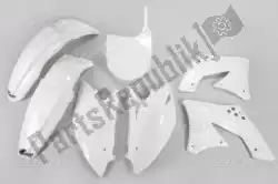 Here you can order the complete body kit, white from UFO, with part number KAKIT212047: