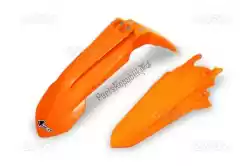 Qui puoi ordinare kit parafango ktm arancione neon da UFO , con numero parte KTFK527FFLU: