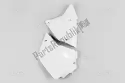 Aqui você pode pedir o conjunto de painéis laterais esquerdo suzuki branco 041 em UFO , com o número da peça SU03982041: