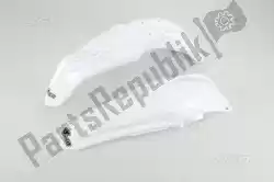 Here you can order the mudguard kit yamaha white from UFO, with part number YAFK317046: