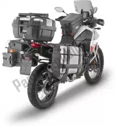 Here you can order the givi plo2145mk-portav. Lat. Yamaha t? N? R? 700 from Givi, with part number 879813761: