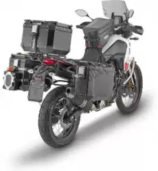 Here you can order the givi plo2145cam-portav. Lat. Yamaha t? N? R? 700 from Givi, with part number 879813766: