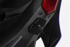 GILLES 31869033 kit housse div race gt-yamaha r1 - Côté gauche