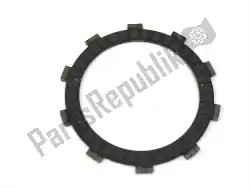 Here you can order the disk, clutch friction from Honda, with part number 22201MS6620: