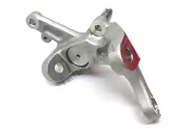 Here you can order the steering knuckle assy (right) from Yamaha, with part number 1S3235020100: