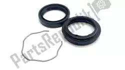 Here you can order the engine oil seal kit from Piaggio Group, with part number 00H00205231:
