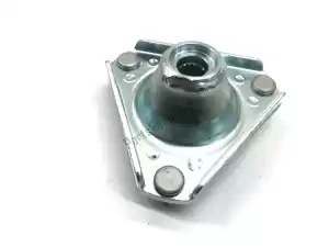 Suzuki 6411040B50 hub comp, rear - Left side