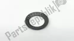 Here you can order the washer from Suzuki, with part number 0916408015: