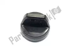 Here you can order the cap, key from Yamaha, with part number 3HN825790000: