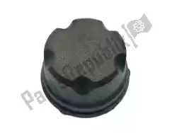 Here you can order the cap,wheel cente from Suzuki, with part number 5472509F01: