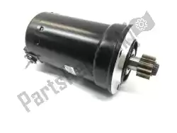 Here you can order the starter motor, parts from Ducati, with part number 067050800: