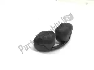 bmw 12311464877 rubber mounting - Bottom side