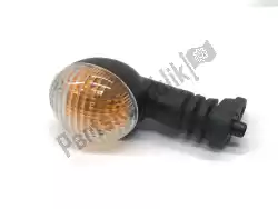 Aquí puede pedir luz intermitente trasera de Yamaha , con el número de pieza 3D6H33030000: