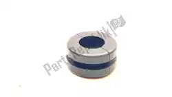 Here you can order the rubber spacer from Piaggio Group, with part number AP8120030: