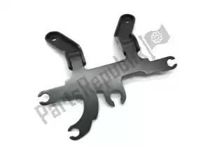 suzuki 3495042F00 support - La partie au fond