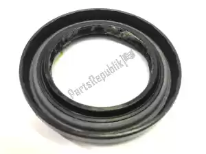 yamaha 5FUF53191000 seal, hub dust - Upper side