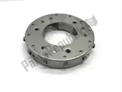 Here you can order the outer comp., starting clutch from Honda, with part number 28120ML7690: