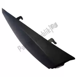 Here you can order the complete right cover from Piaggio Group, with part number 1B006004: