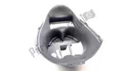 Here you can order the lower shield cover from Piaggio Group, with part number AP8239281: