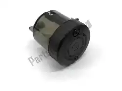 Here you can order the brake oil tank from Piaggio Group, with part number 2B007235: