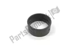 Here you can order the bush,2nd driven from Suzuki, with part number 2432224F10:
