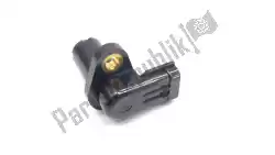 Here you can order the sensor,speed from Suzuki, with part number 3499010F00: