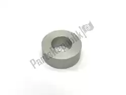 Aqui você pode pedir o bucha espaçadora 10,1x20x7,5 07 em KTM , com o número da peça 6111302200001: