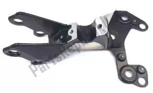 triumph T2700608 front subframe - Upper part