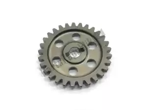 suzuki 1633102F00 gear,oil pump - Upper side