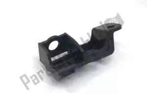 yamaha 4C82836F0100 parentesi 3 - Il fondo