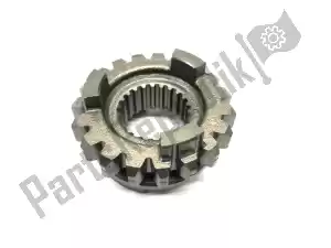 suzuki 2436136E03 gear,6th driven - Bottom side