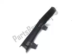 suzuki 6131002C00 case,chain - Upper side