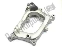Here you can order the engine suspension right bracket from Piaggio Group, with part number 871205: