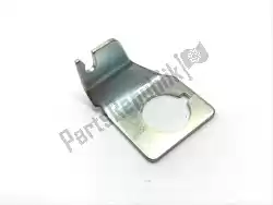 Here you can order the guide,seat lock from Suzuki, with part number 4528814F10: