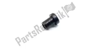 Yamaha 901790500300 nut - Bottom side