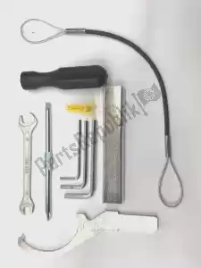 yamaha BC6F81000000 tool kit - Bottom side