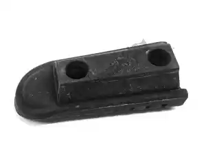 Suzuki 4355106G00 rubber,footrest - Upper side