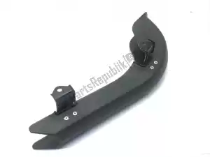 suzuki 6131002C00 case,chain - Bottom side