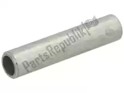 Here you can order the spacer from Piaggio Group, with part number AP8121984: