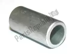 Here you can order the spacer from Piaggio Group, with part number AP8121773: