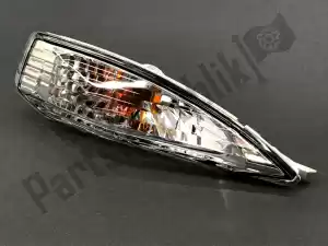 triumph T2705620 front indicator rh - Bottom side